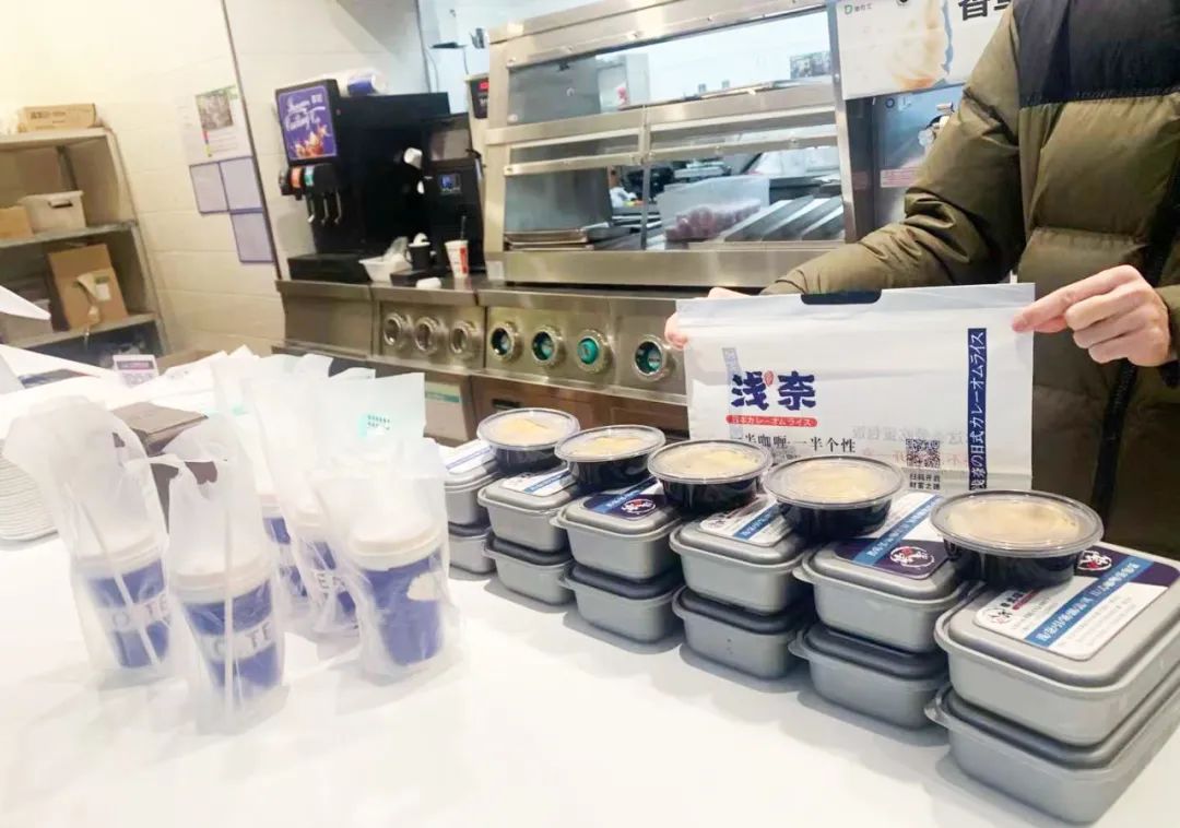 0e7b7ad1ab7e0b0d6552c3c000acaa69.jpg 图片